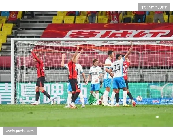 成都蓉城攻势足球拆解防守篱笆 索罗金转身慢成后防定时炸弹